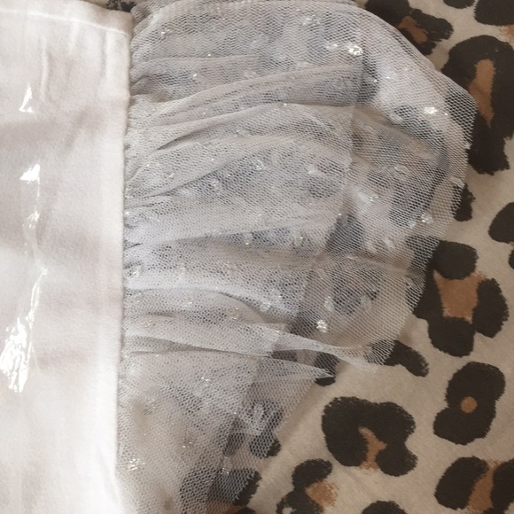 NWT Lot of 2 white Forever 21 white shirts - Picture 5 of 5